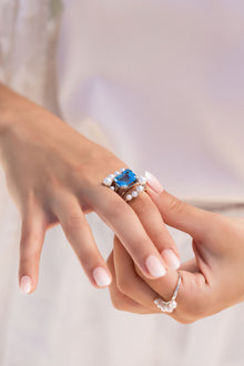 Deco Splash Ring with pearl jackets